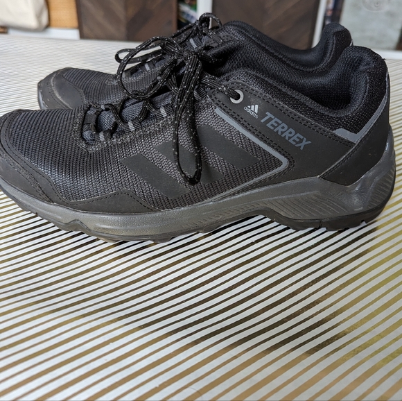 Adidas Terrex Hiking Sneakers size 10 - Picture 3 of 6